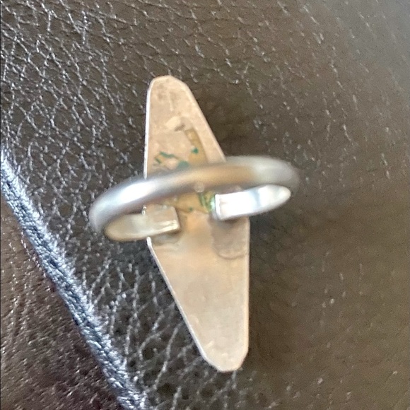 Vintage sterling silver Zuni turquoise chip & mother of Pearl ring - Picture 6 of 8